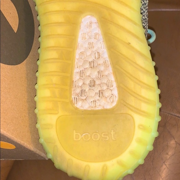 YeezY 350 V2 YeezReel Non-Reflective - Picture 6 of 9